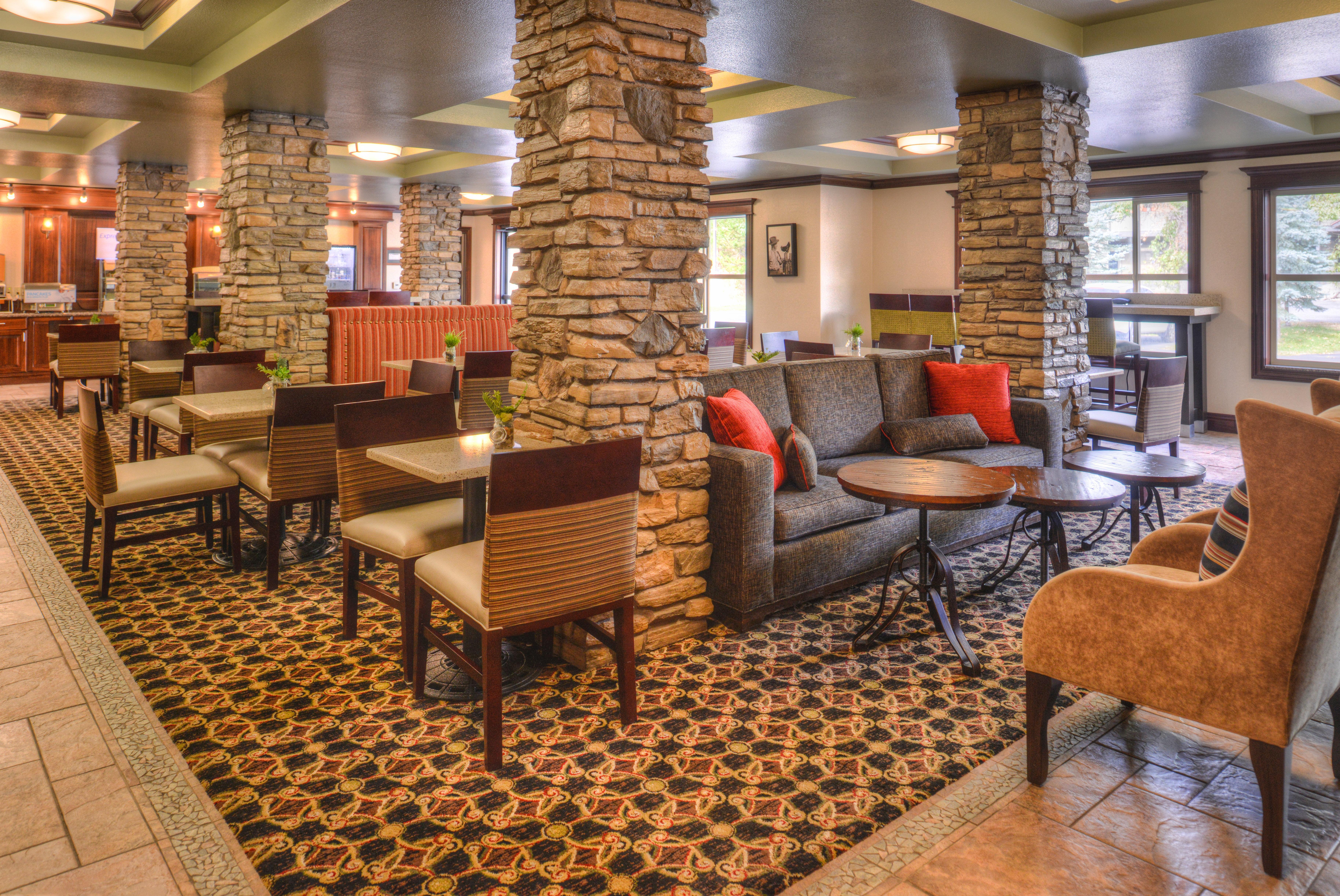 Holiday Inn Express Hotel & Suites Mccall-The Hunt Lodge, An Ihg Hotel Extérieur photo