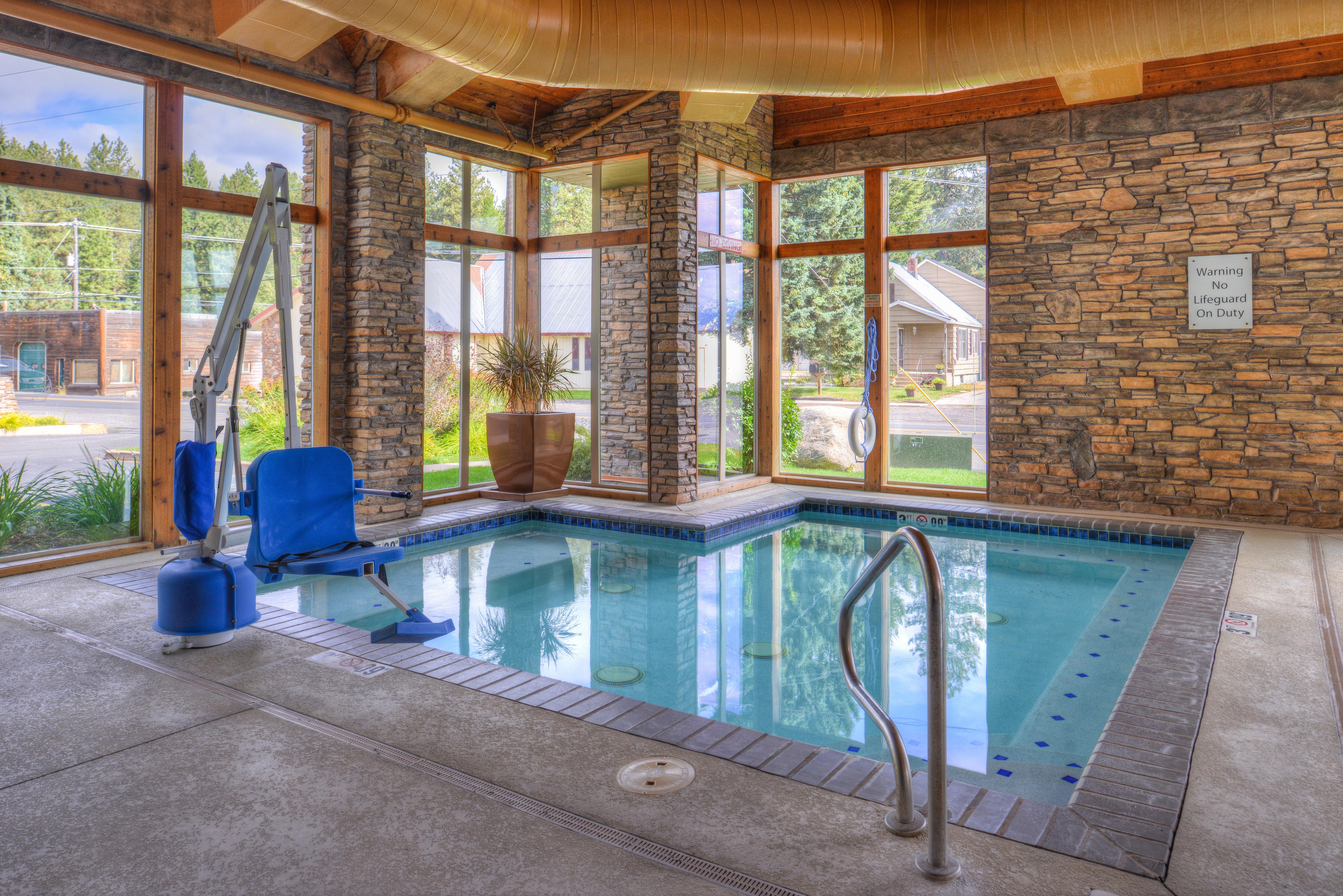 Holiday Inn Express Hotel & Suites Mccall-The Hunt Lodge, An Ihg Hotel Extérieur photo