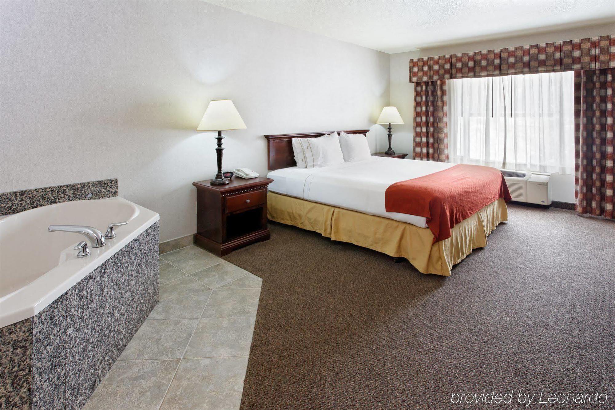 Holiday Inn Express Hotel & Suites Mccall-The Hunt Lodge, An Ihg Hotel Extérieur photo